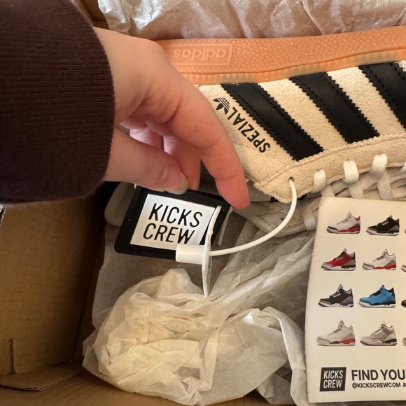 Adidas Spezial - Alumina / Core Black / Cloud White - Size 8 Women’s (NWT) - Picture 4 of 6